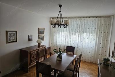 Dr.Taberei - V.Argesului - 4 4 - decomandat, reabilitat, boxa, parchet stejar, 125000 - 2