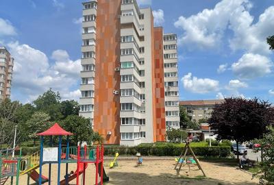 Apartament cu 2 camere decomandat în Decebal - 3