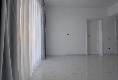 Apartament cu vederea spre curtea interioara si spre PISCINA - 5