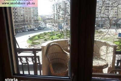 Apartament cu 2 camere decomandat în Republicii