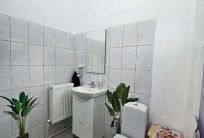 Spațiu comercial, de 40 mp, în E3 - 1