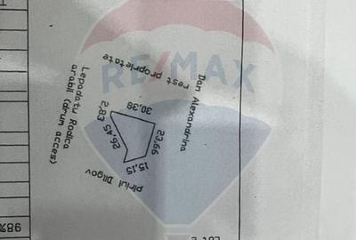 Teren Construcții intravilan de 585 mp, în Golești - 2