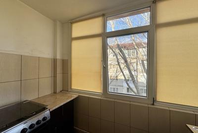 Apartament cu 3 camere decomandat, mobilat în Soarelui - 16