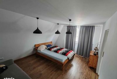 Casă cu 5 camere cu Teren 3700 Mp în Șoimuș - 3