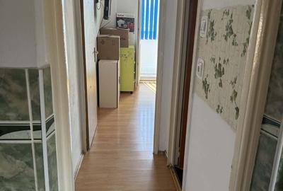 Apartament cu 2 camere decomandat în Triaj