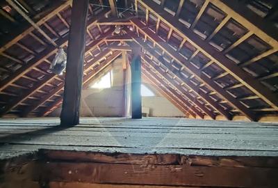 Casă cu 8 camere cu Teren 800 Mp în Central - 24