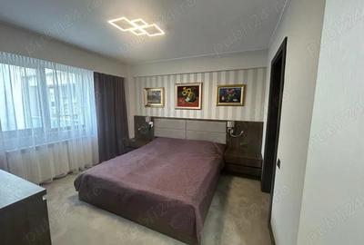 Apartament cu 3 camere decomandat în Nufărul - 6
