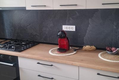 Garsonieră decomandată, mobilată în Tractorul - 6