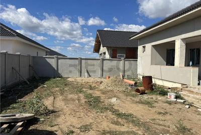 Casă cu 5 camere cu Teren 500 Mp în Sântandrei - 6