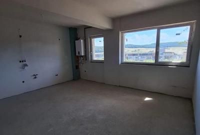 Apartament cu 3 camere decomandat în Baciu - 9