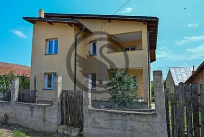Casa de vanzare | Langa Urlati | Loloiasca - Prahova | Comision 0% - 1