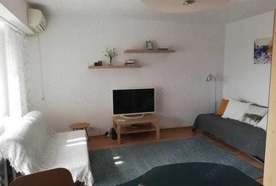 Vanzare garsoniera Piata Victoriei sect 1 - 2