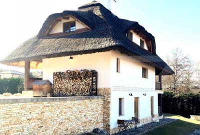 Casă cu 4 camere cu Teren 700 Mp în Central