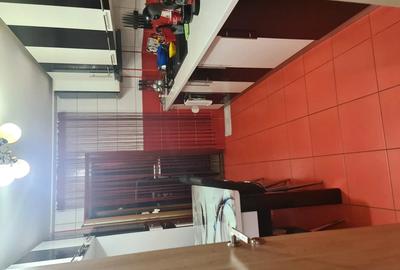 Apartament de vanzare cu posibilitate de spatiu comercial- 78mp2 zona - 3