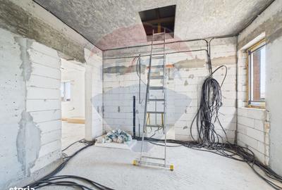 Casă cu 4 camere în Manolache - 15