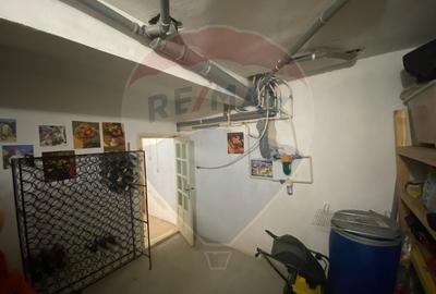 Casă individuală cu 5 camere cu Piscina în Central - 39