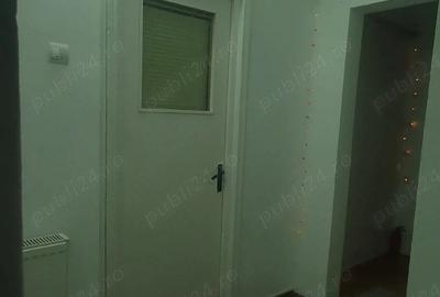 Apartament cu 3 camere decomandat în Central - 3