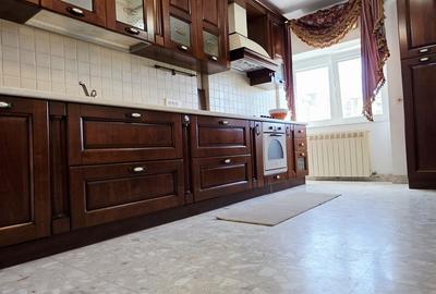 Apartament cu 4 camere decomandat, mobilat în Unirii - 2
