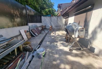 Casă individuală cu 2 camere în Casa de Cultură