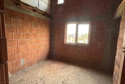 Casa de vanzare tip duplex - Domne?ti - 5