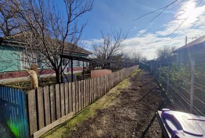 Teren de 1267 mp, în Titan - 4