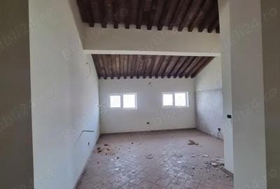 Vand vila situata in Pitesti, impartita in 8 apartamente - 12