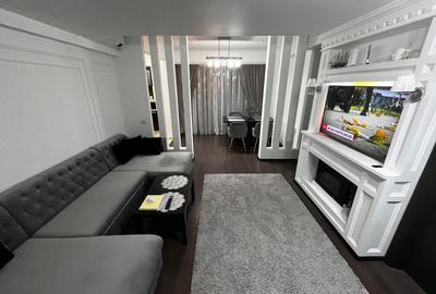 Apartament cu 3 camere semidecomandat, mobilat în Prelungirea Ghencea