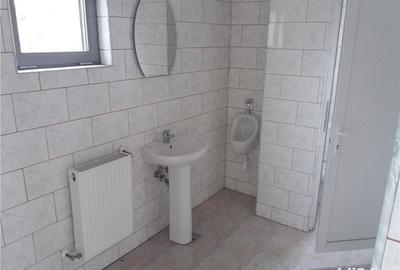 Spațiu comercial, de 200 mp, în Narcisa - 1