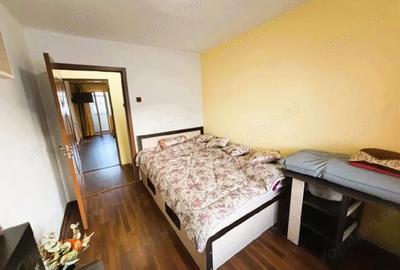 Apartament cu 3 camere semidecomandat în Central - 2