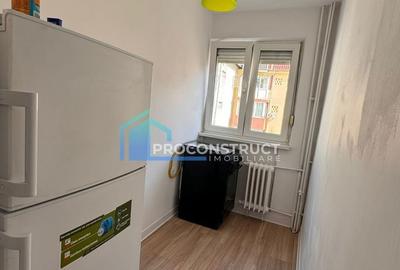 Apartament cu 3 camere semidecomandat în Girocului - 7