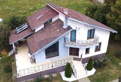 Casa de inchiriat in Hemeius - 2