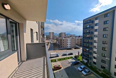 Apartament cu 2 camere decomandat, mobilat în Tractorul - 20