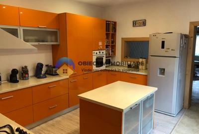 Casă individuală cu 3 camere cu Canalizare în Central - 12