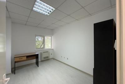 Spațiu comercial, de 1,000 mp, în Baza 3 - 29