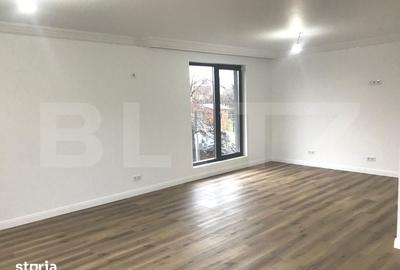 Casă cu 5 camere cu Teren 400 Mp în Răzvad - 9