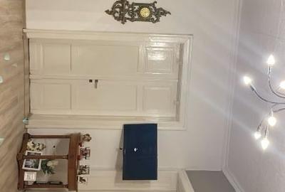 Casa cu curte comuna și intrare separată - 7