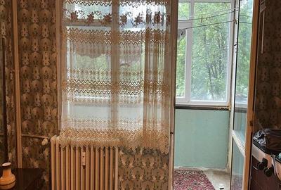 Apartament cu 4 camere decomandat în Brâncoveanu - 10