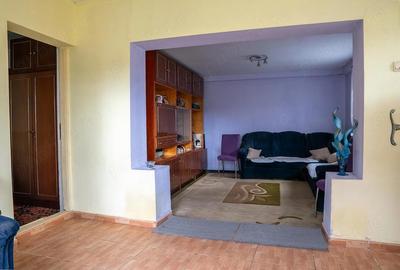 Casă cu 6 camere cu Teren 1700 Mp în Buturugeni - 9