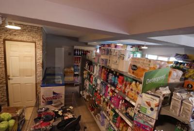 Spațiu comercial, de 163 mp, în Central - 9