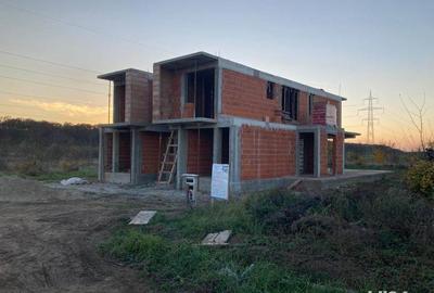 Casă cu 3 camere în Dumbrăvița - 3