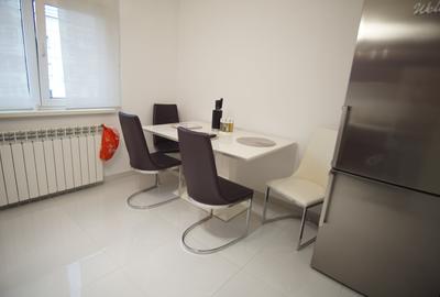 Timpuri Noi Nerva Traian 3 Camere Lux Loc Parcare Contract ANAF Renovat recent - 2