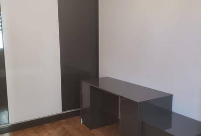 Apartament cu 3 camere decomandat, mobilat în Central - 7