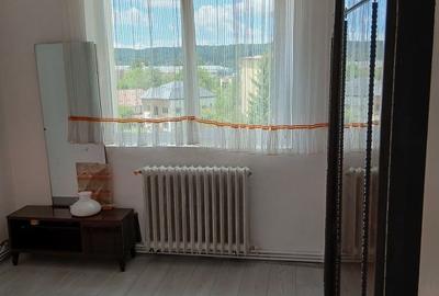 Apartament cu 2 camere decomandat în Central - 3
