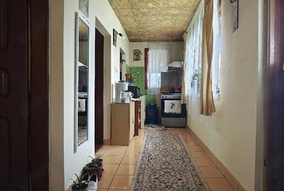 Casă cu 3 camere cu Teren 2000 Mp în Urechești - 2