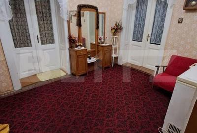 Casă cu 6 camere cu Teren 1500 Mp în Central - 17