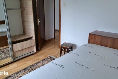 Apartament cu 2 camere semidecomandat în Tei - 2