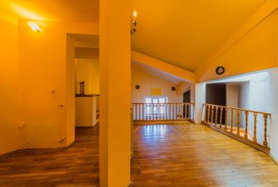 Vilă impunătoare cu arhitectură elvetiană pe 3 nivele - proprietar - 9