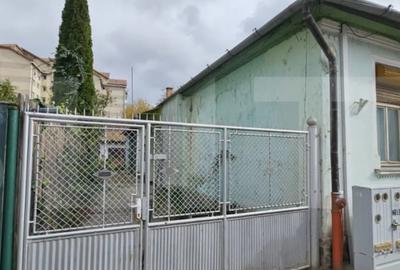 Casă cu 3 camere cu Teren 863 Mp în Central - 3