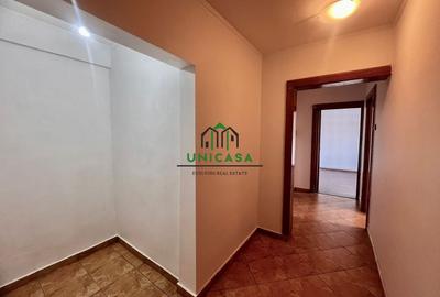 Apartament cu 3 camere  de vânzare – Calea lui Traian - Zona Nord - 6