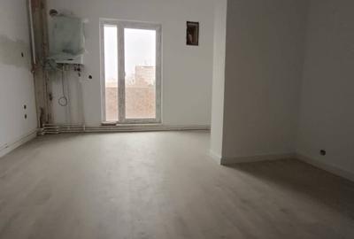 Apartament 2 camere de vânzare, etaj 3/4, Gheorgheni, zona Titulescu - 4